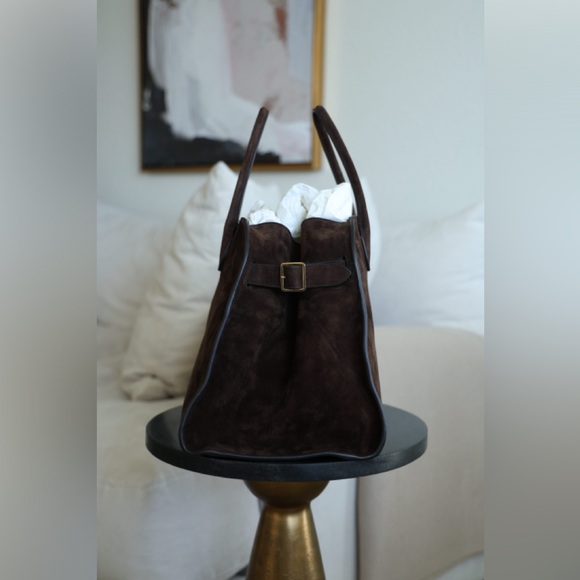 ❌SOLD❌ THE ROW SOFT MARGAUX 15 BAG IN MOCHA SUEDE - Picture 7 of 16